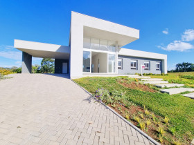 Casa com 4 Quartos à Venda, 213 m² em Pedancino - Caxias Do Sul