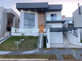 Casa de Condomínio com 3 Quartos à Venda, 227 m² em Rio Abaixo - Atibaia