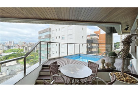 Apartamento com 3 Quartos à Venda, 210 m² em Bela Vista - Porto Alegre