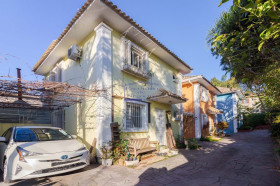 Casa com 3 Quartos à Venda, 105 m² em Tristeza - Porto Alegre
