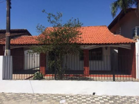 Casa com 2 Quartos à Venda, 300 m² em Vila São Paulo - Mongaguá