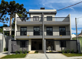 Casa de Condomínio com 3 Quartos à Venda,  em Boqueirão - Curitiba