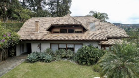 Casa com 5 Quartos à Venda, 542 m² em Saldanha Marinho - Petrópolis