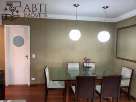 Apartamento à Venda, 130 m² em Moema - São Paulo