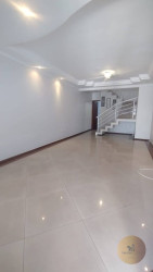 Casa com 3 Quartos para Alugar, 130 m² em Jardim - Santo André