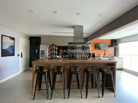 Apartamento com 2 Quartos à Venda, 61 m² em Aclimação - São Paulo