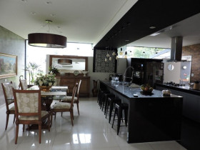 Casa com 3 Quartos à Venda, 350 m² em Parque Mirante Do Vale - Jacareí