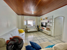 Casa com 7 Quartos à Venda, 398 m² em Japiim - Manaus