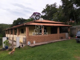 Imóvel com 3 Quartos à Venda, 230 m² em Chácara Santo Antonio - Jarinu