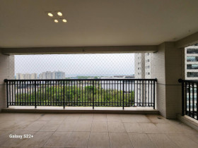 Apartamento com 3 Quartos para Alugar, 169 m² em Ponta Negra - Manaus