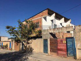 Casa com 2 Quartos à Venda,  em Icaivera - Betim