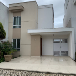 Casa com 3 Quartos para Alugar, 160 m² em Mangabeira - Feira De Santana
