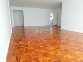 Apartamento com 2 Quartos à Venda, 220 m² em Pinheiros - São Paulo