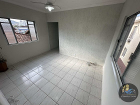 Apartamento com 2 Quartos à Venda, 65 m² em Gonzaga - Santos