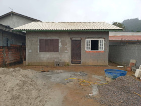 Casa com 2 Quartos à Venda, 70 m² em Maranduba - Ubatuba