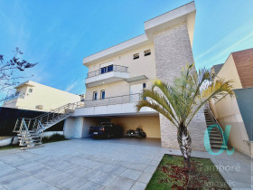 Casa com 3 Quartos à Venda, 385 m² em Tamboré - Barueri