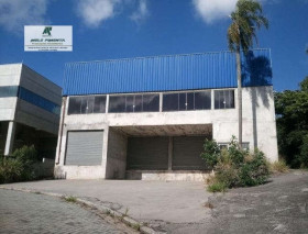 Imóvel Comercial à Venda, 1.900 m² em São Roque