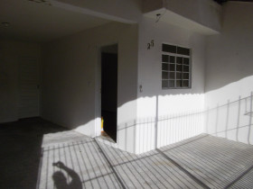 Casa com 2 Quartos à Venda, 70 m² em Conjunto Residencial Trinta E Um De Marco - São José Dos Campos