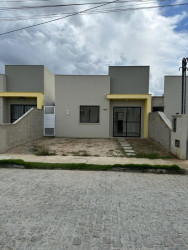 Casa com 2 Quartos para Alugar, 100 m² em Papagaio - Feira De Santana