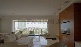 Apartamento com 3 Quartos para Alugar, 190 m² em Jardim Paulista - São Paulo