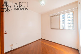 Apartamento com 2 Quartos à Venda, 66 m² em Moema - São Paulo