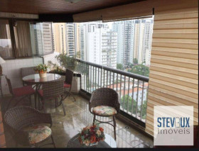 Apartamento com 4 Quartos à Venda, 200 m² em Moema - São Paulo