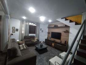 Casa com 5 Quartos à Venda, 180 m² em Riacho Fundo I - Brasília