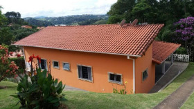 Chácara com 2 Quartos à Venda, 196 m² em Centro - Igaratá