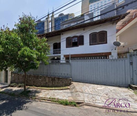 Casa com 5 Quartos à Venda, 350 m² em Luxemburgo - Belo Horizonte