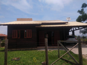 Imóvel com 2 Quartos à Venda, 80 m² em Alto Arroio - Imbituba