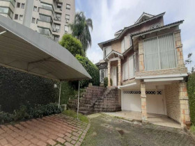 Casa com 3 Quartos à Venda, 300 m² em Chácara Das Pedras - Porto Alegre