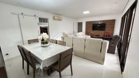 Apartamento com 3 Quartos à Venda, 246 m² em Gonzaga - Santos