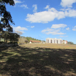 Fazenda à Venda, 240 m² em Jardim Do Contorno - Poços De Caldas