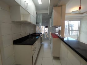 Apartamento com 2 Quartos à Venda, 67 m² em Encruzilhada - Santos