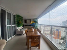 Apartamento com 3 Quartos à Venda, 122 m² em Gonzaga - Santos