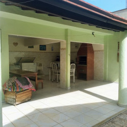Imóvel com 3 Quartos à Venda, 180 m² em Castelinho - Piracicaba