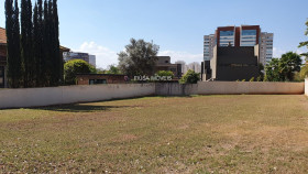 Terreno à Venda, 1.000 m² em Vila Do Golf - Ribeirão Preto
