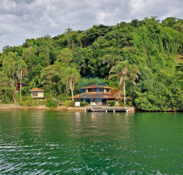 Terreno à Venda ou Locação, 1.907 m² em Ilha Do Cavaco - Angra Dos Reis