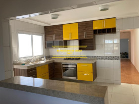 Casa com 2 Quartos à Venda, 141 m² em Cidade Luiza - Jundiaí
