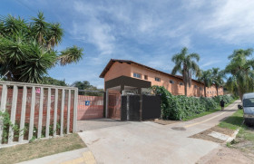 Casa de Condomínio com 2 Quartos à Venda, 77 m² em Santa Tereza - Porto Alegre