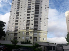 Apartamento com 2 Quartos à Venda, 52 m² em Parque Maria Domitila - São Paulo