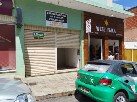Imóvel Comercial para Alugar,  em São José - Montes Claros