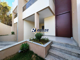 Casa com 4 Quartos à Venda, 434 m² em Meaípe - Guarapari