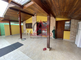 Casa com 3 Quartos à Venda, 180 m² em Silop - Ubatuba