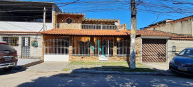 Casa com 4 Quartos à Venda, 250 m² em Campo Grande - Rio De Janeiro