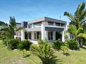 Casa com 3 Quartos à Venda, 219 m² em Atlantida Sul - Osorio