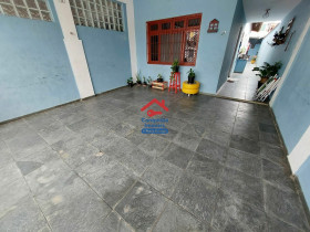 Casa com 2 Quartos à Venda, 95 m² em Canto Do Forte - Praia Grande