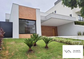 Casa com 4 Quartos à Venda, 437 m² em Urbanova Vi - São José Dos Campos