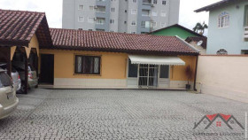 Terreno à Venda, 1.106 m² em Floresta - Joinville