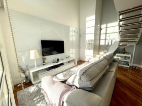 Apartamento com 2 Quartos à Venda, 75 m² em Pompeia - São Paulo